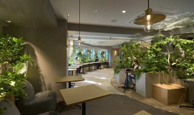 シェアオフィス発のシェアサロン空間